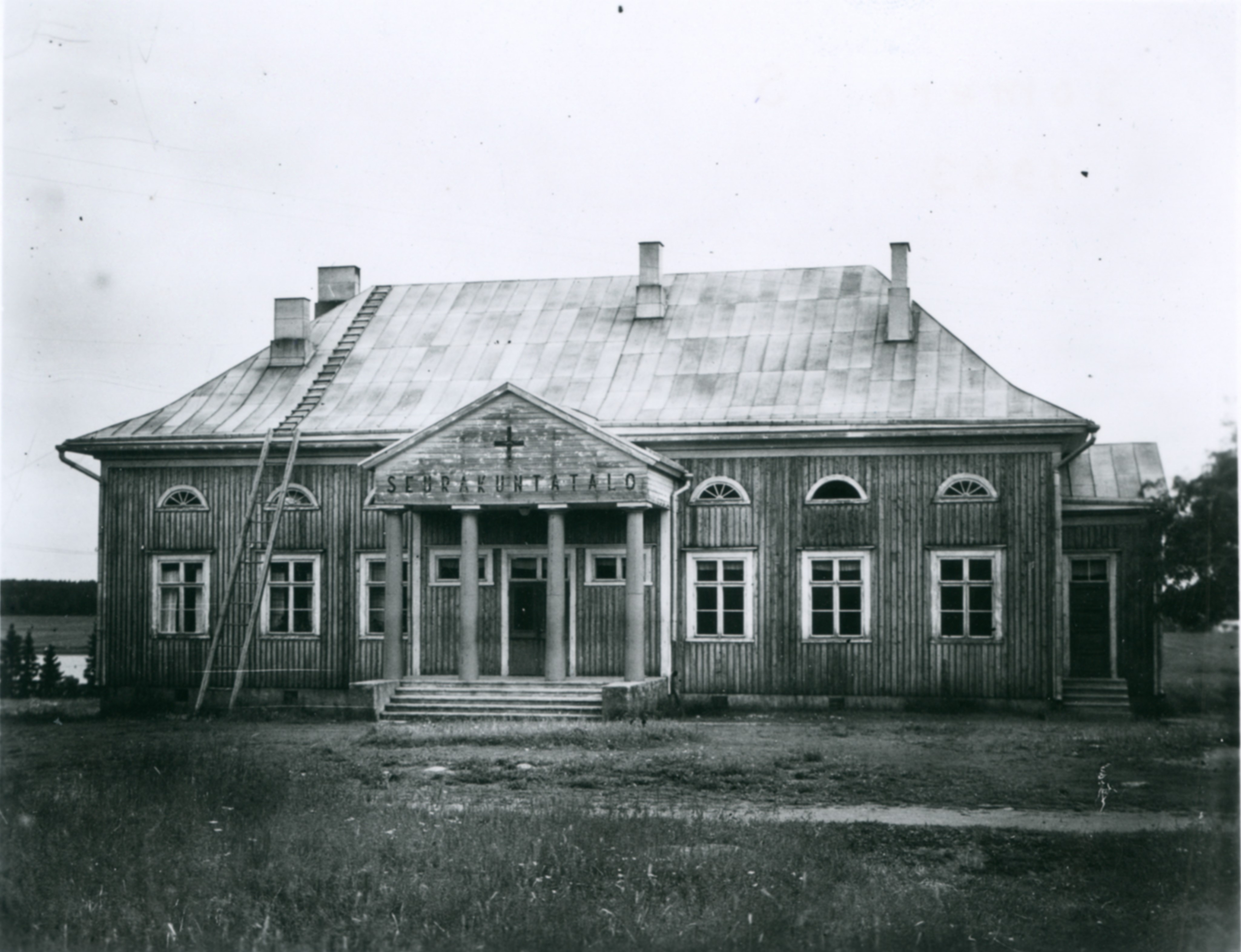 Someron seurakuntatalo v.1943. kuva Elinkeinoelämän keskusarkisto.